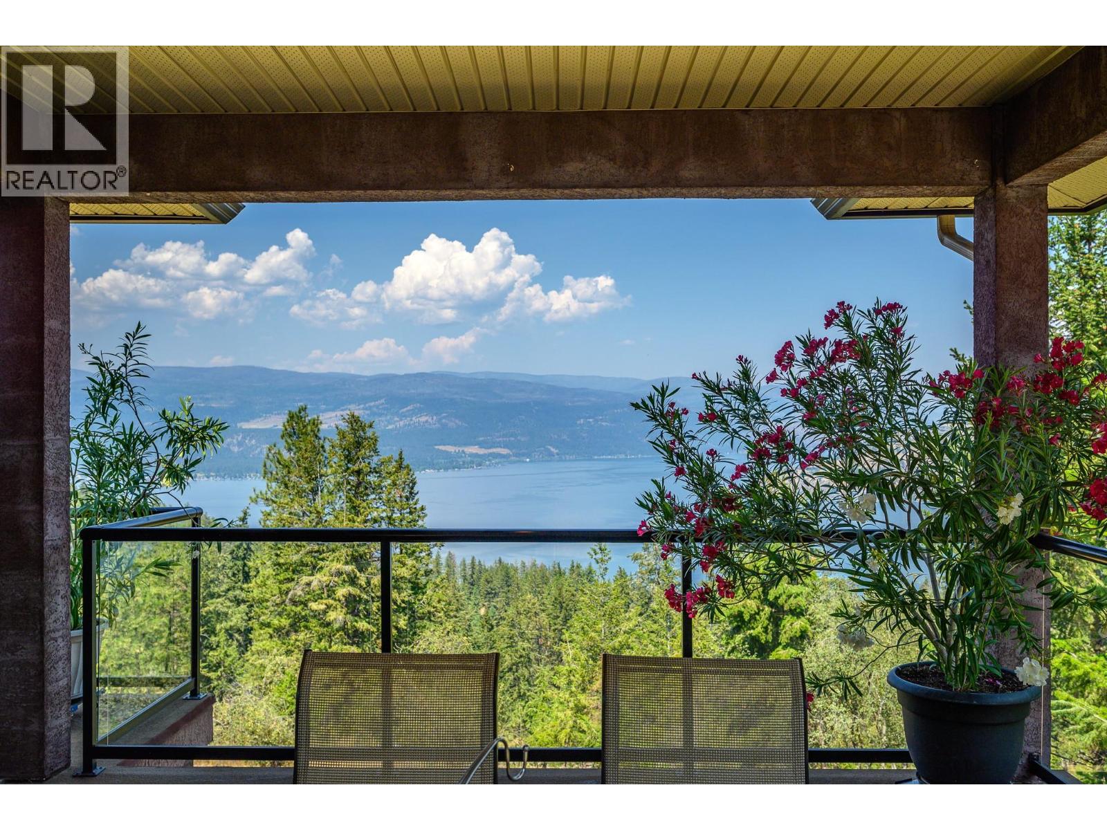 9265 Kokanee Road, Vernon, British Columbia  V1H 1K4 - Photo 3 - 10391219