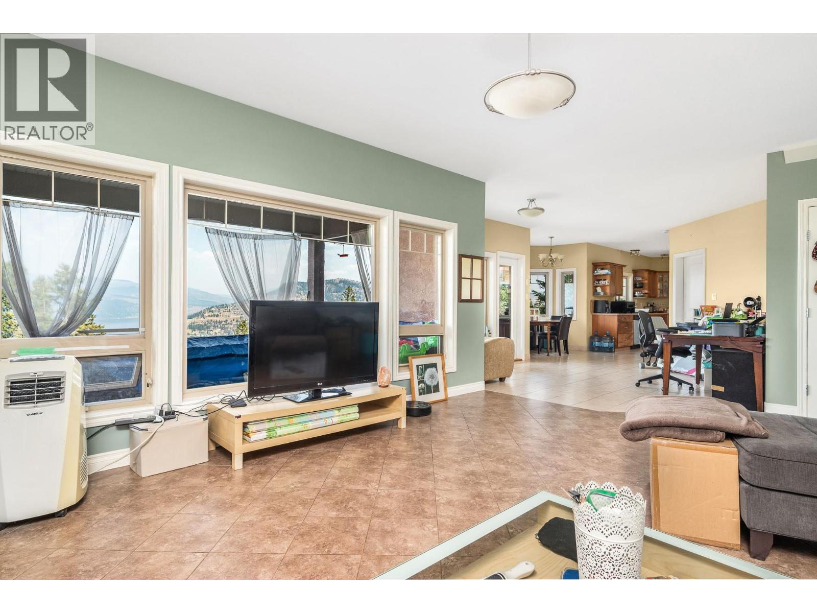 9265 Kokanee Road, Vernon, British Columbia  V1H 1K4 - Photo 31 - 10391219