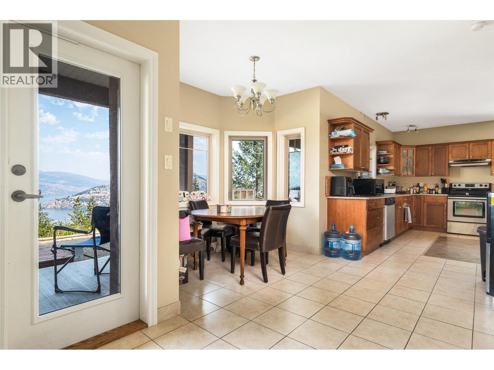 9265 Kokanee Road, Vernon, British Columbia  V1H 1K4 - Photo 32 - 10391219