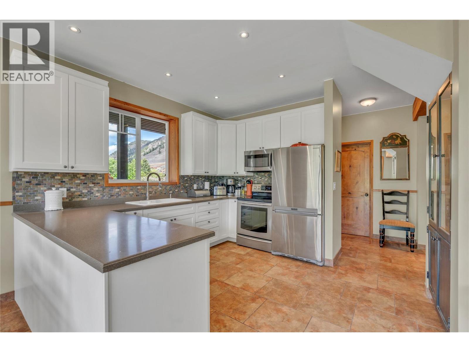 2795 Liddicoat Road, Keremeos, British Columbia  V0X 1N4 - Photo 6 - 10391278