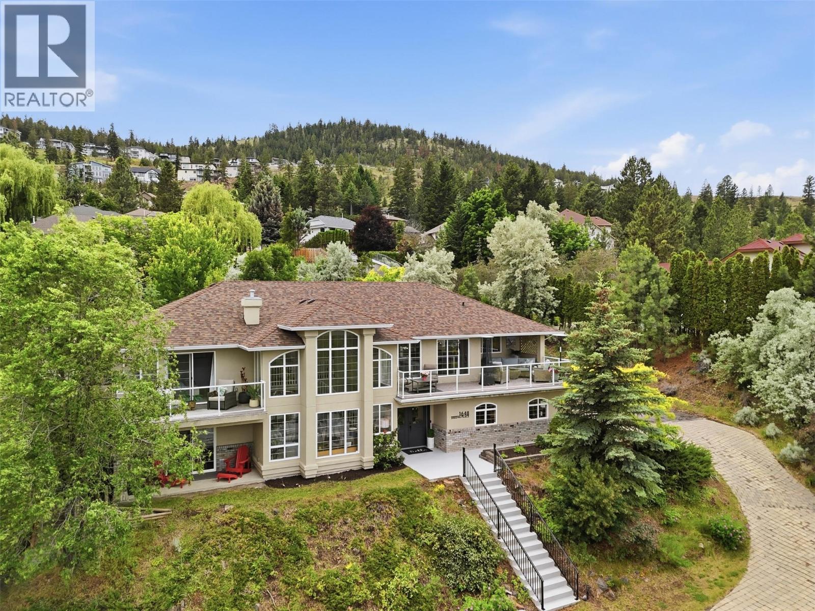 1648 Skeena Place, Kamloops, British Columbia  V2E 2P3 - Photo 6 - 10391246