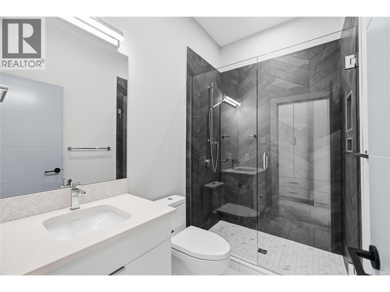 1106 Syer Road, Penticton, British Columbia  V2A 9G4 - Photo 18 - 10391180