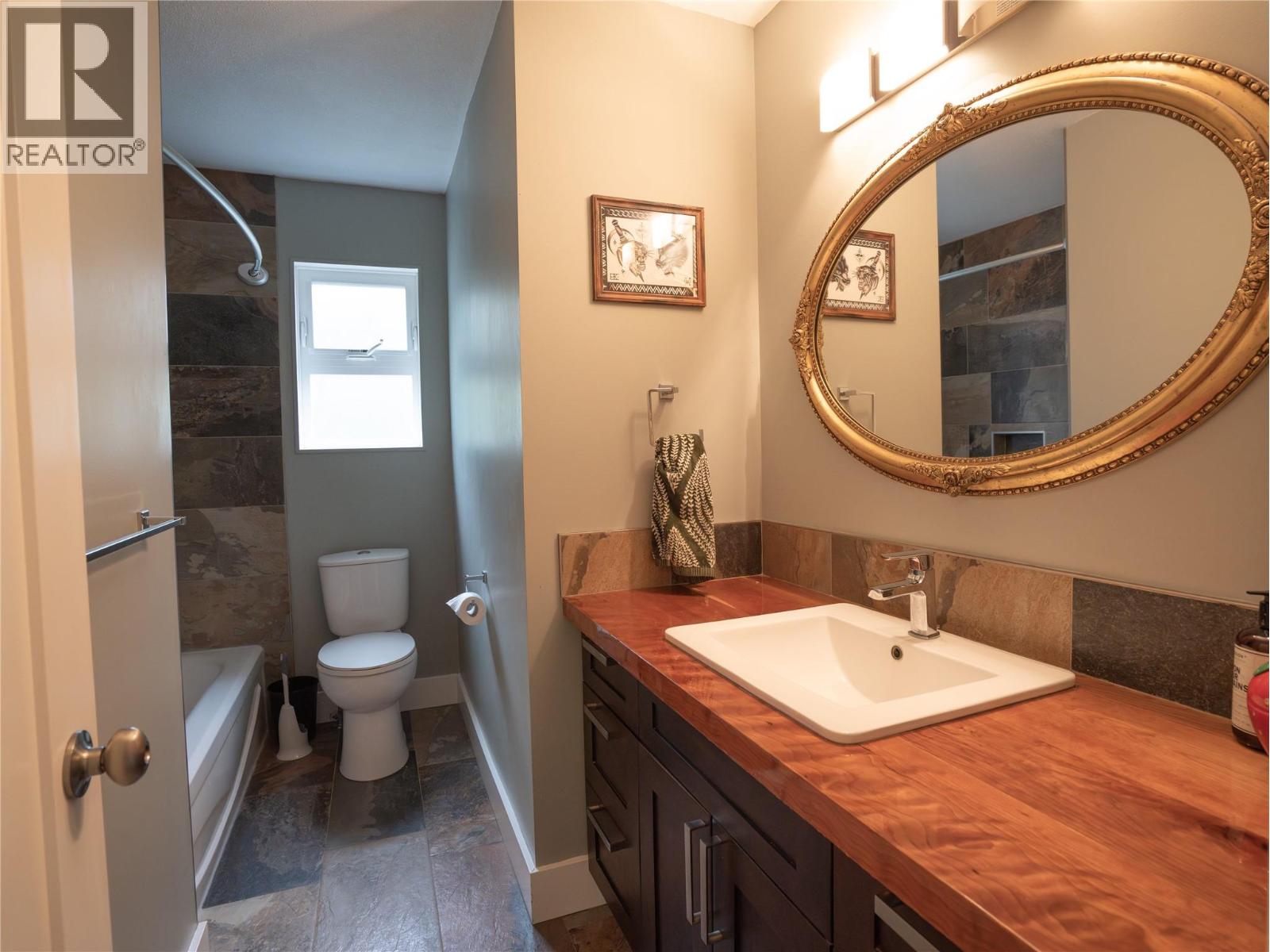 13 Heather Place, Osoyoos, British Columbia  V0H 1V1 - Photo 17 - 10390692