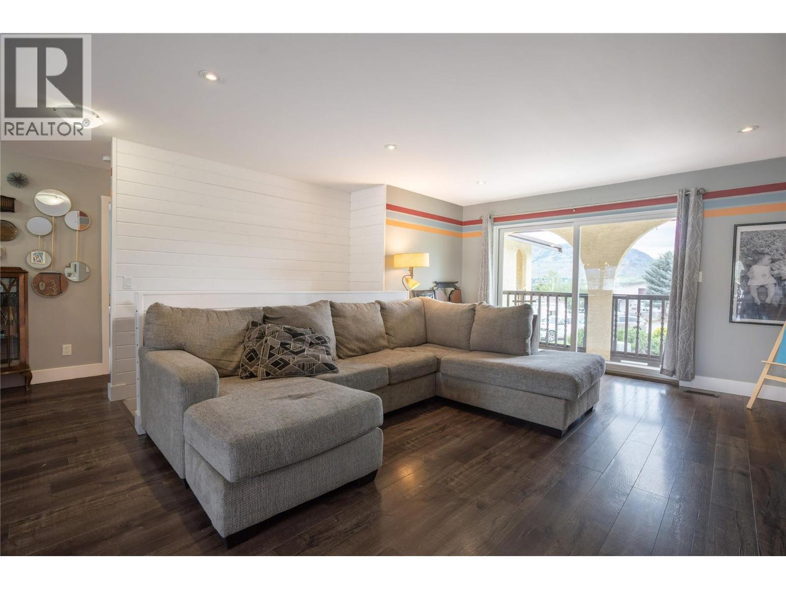 13 Heather Place, Osoyoos, British Columbia  V0H 1V1 - Photo 3 - 10390692