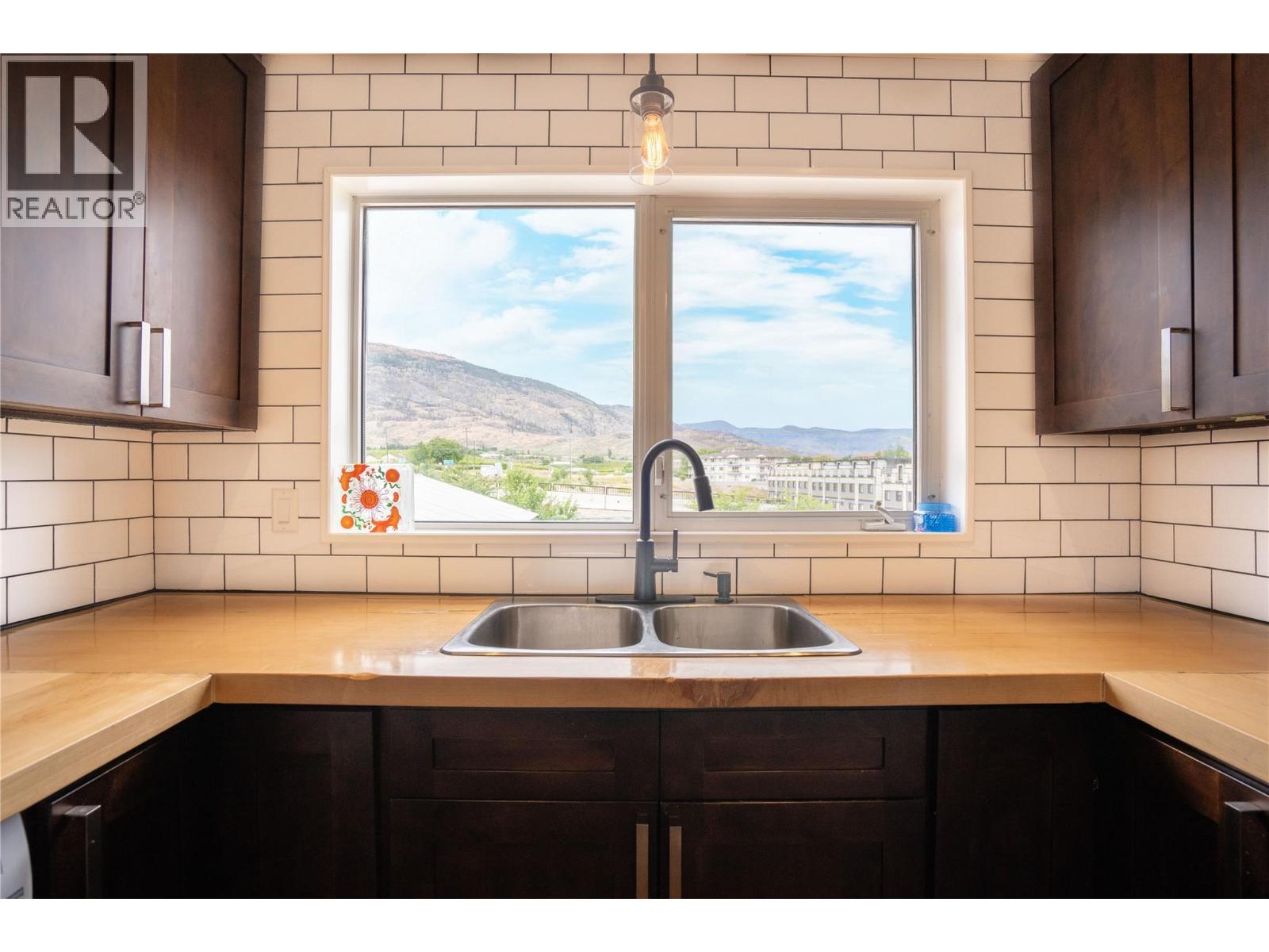 13 Heather Place, Osoyoos, British Columbia  V0H 1V1 - Photo 5 - 10390692