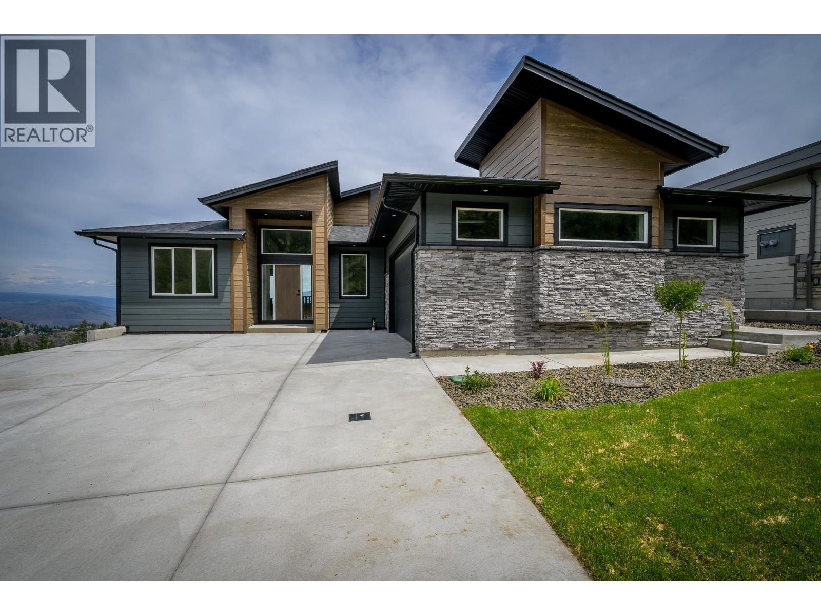 2138 LINFIELD Drive, kamloops, British Columbia