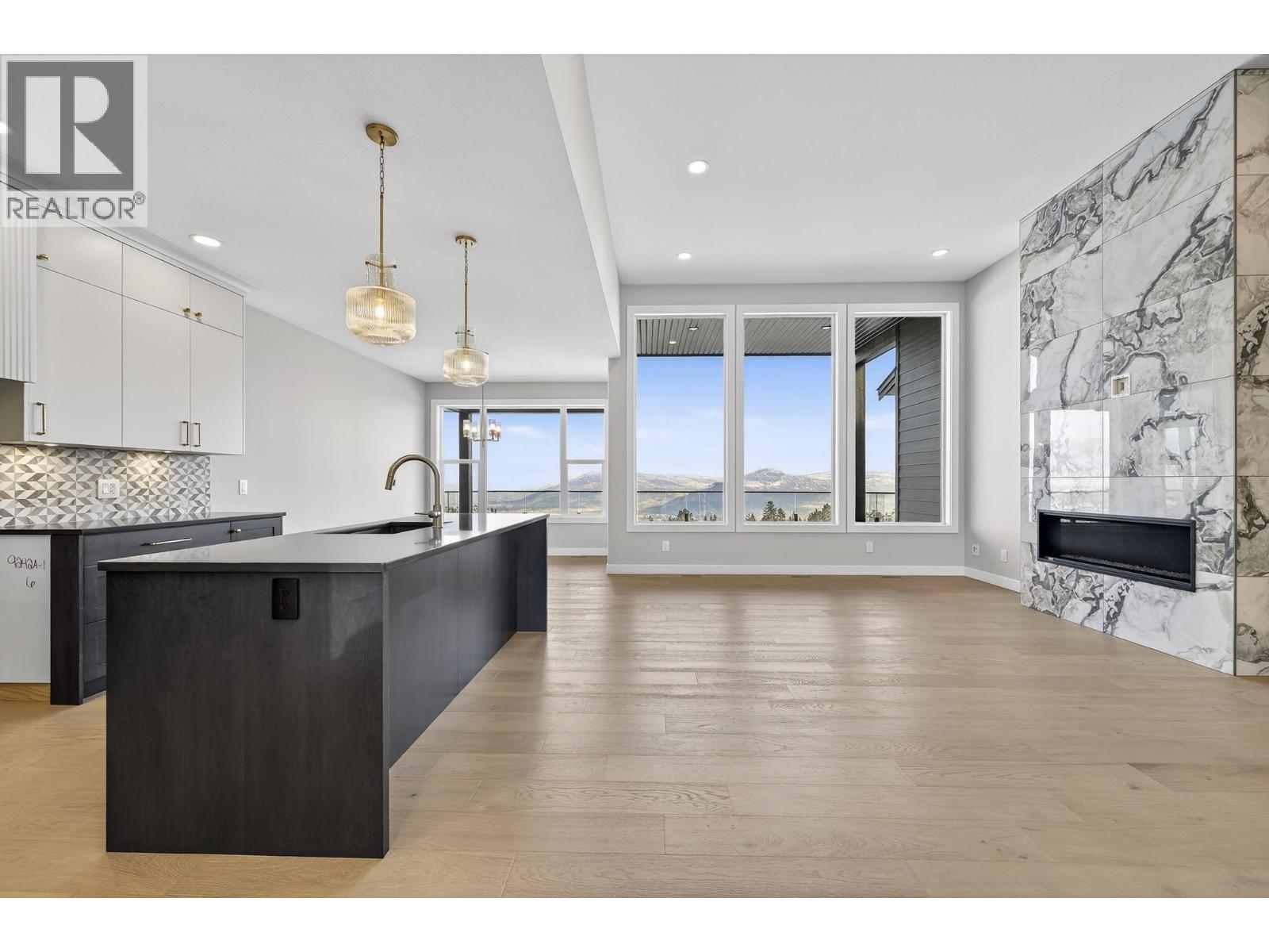 2138 Linfield Drive, Kamloops, British Columbia  V1S 0G3 - Photo 4 - 10391302