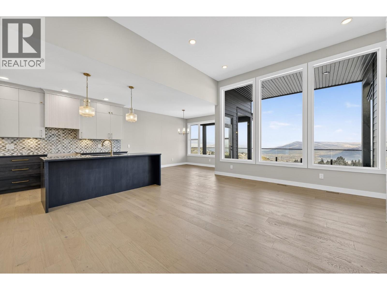 2138 Linfield Drive, Kamloops, British Columbia  V1S 0G3 - Photo 6 - 10391302