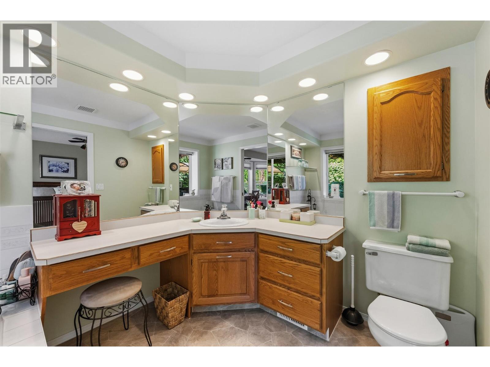 422 Ridge Road, Penticton, British Columbia  V2A 8N7 - Photo 33 - 10391267