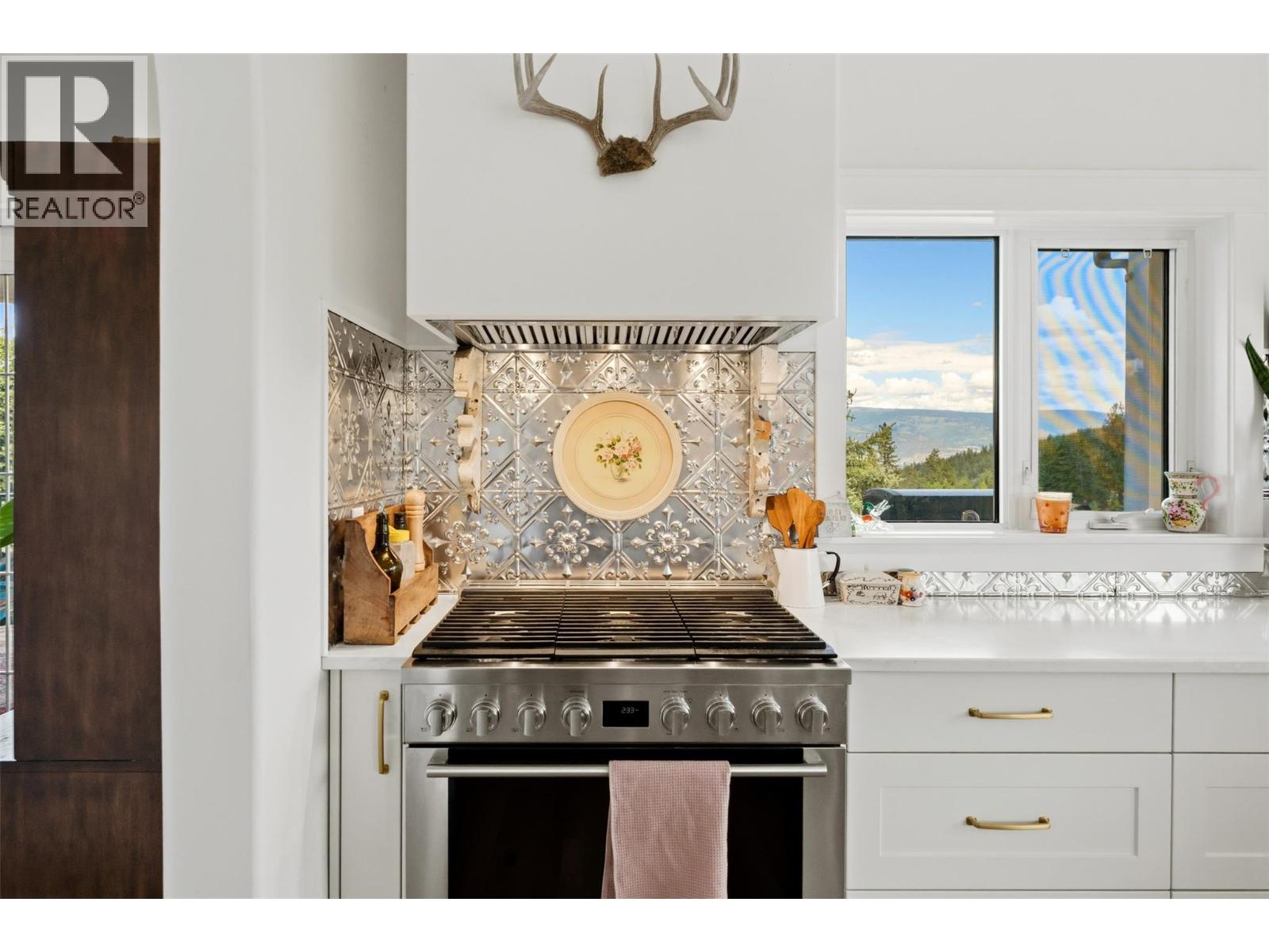 9331 Canyon View Road, Summerland, British Columbia  V0H 1Z2 - Photo 6 - 10391261