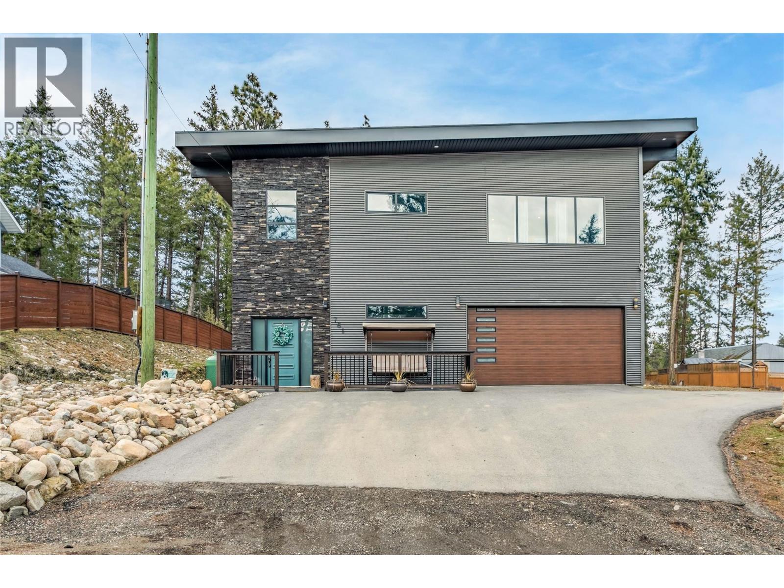 761 Fairbridge Road, Kelowna, British Columbia  V1Z 3W3 - Photo 3 - 10391257