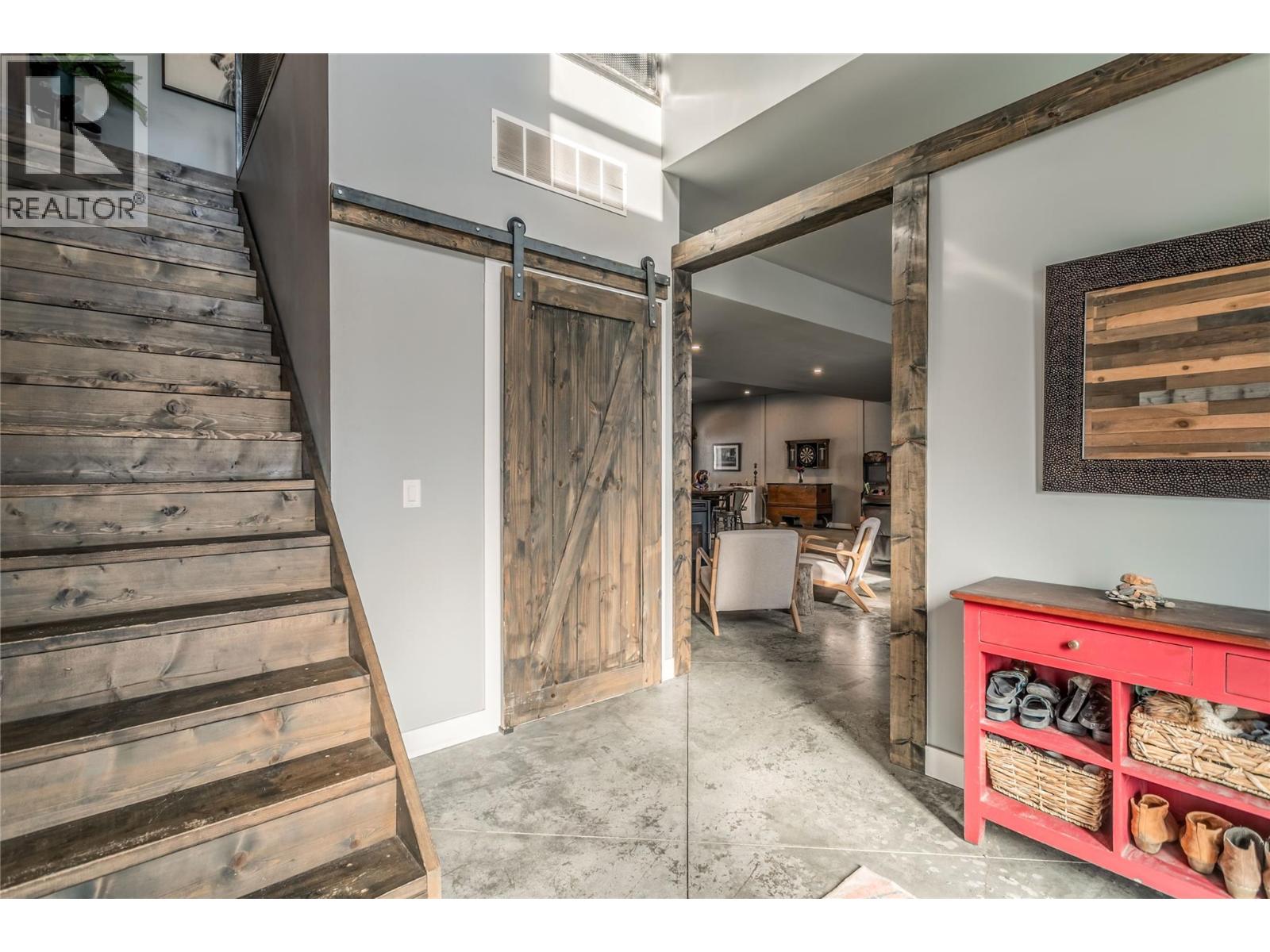 761 Fairbridge Road, Kelowna, British Columbia  V1Z 3W3 - Photo 8 - 10391257