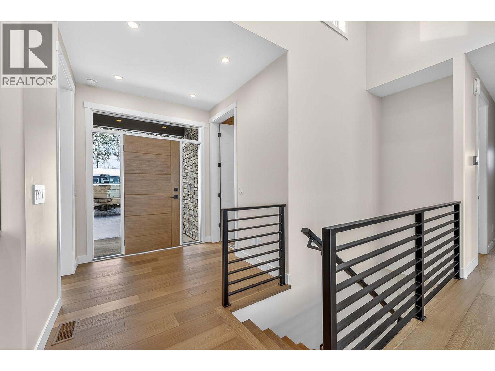 2140 Linfield Drive, Kamloops, British Columbia  V1S 0G3 - Photo 3 - 10391306