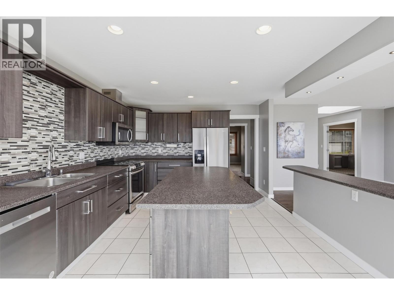 2019 Muirfield Road, Kamloops, British Columbia  V1S 1S6 - Photo 17 - 10391100