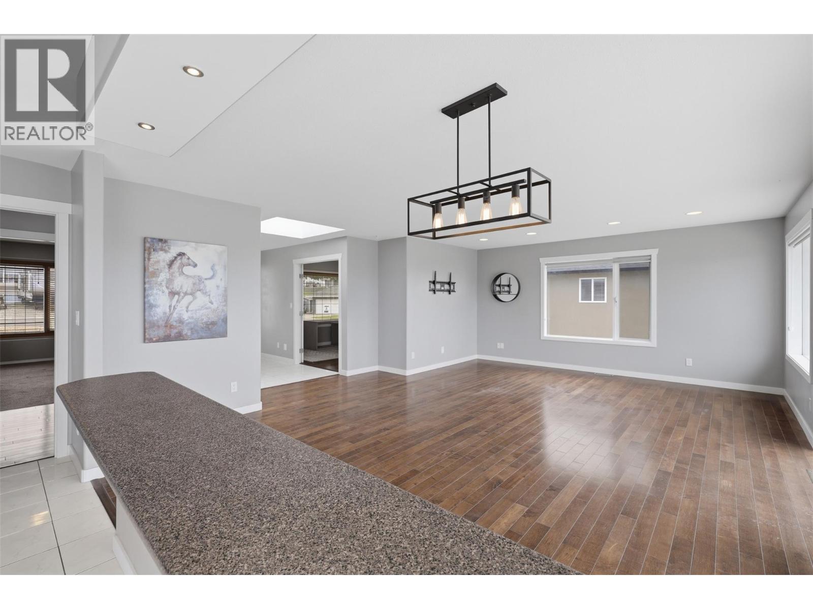 2019 Muirfield Road, Kamloops, British Columbia  V1S 1S6 - Photo 19 - 10391100