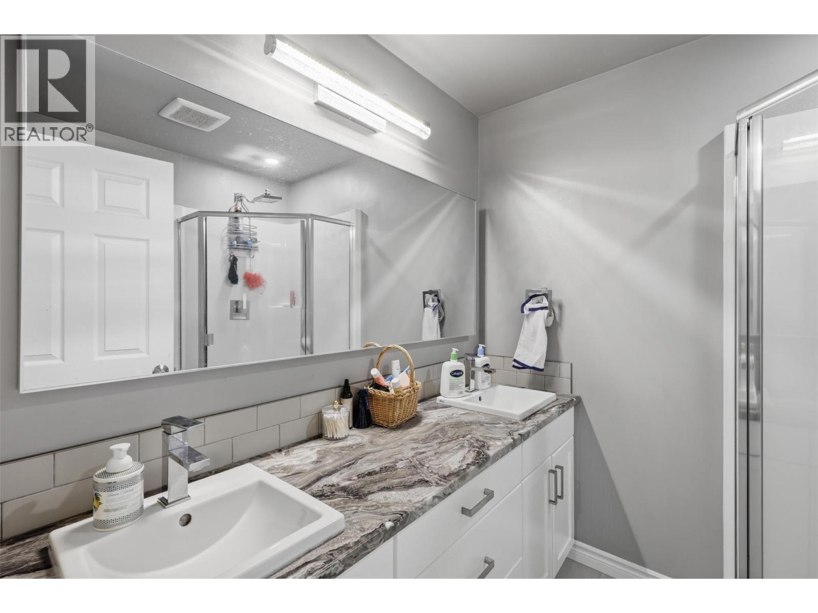 2019 Muirfield Road, Kamloops, British Columbia  V1S 1S6 - Photo 39 - 10391100