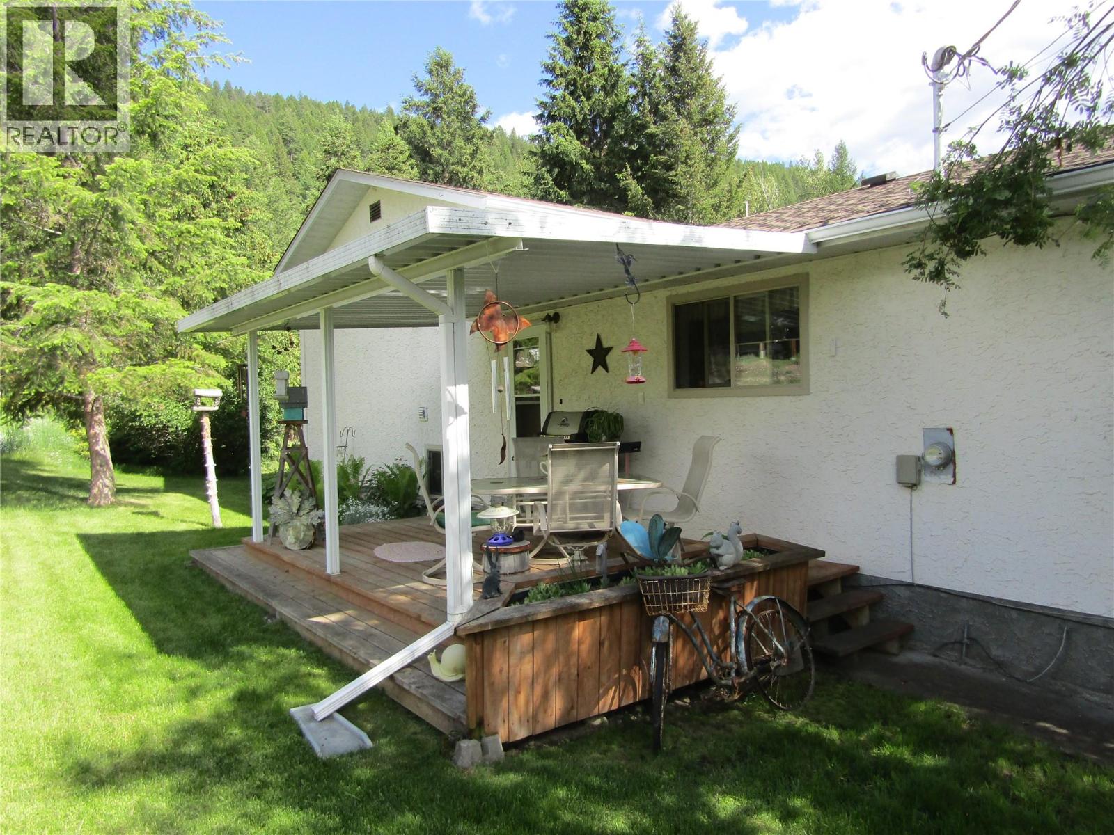 884 Strathmore Avenue, Greenwood, British Columbia  V0H 1J0 - Photo 6 - 10390938