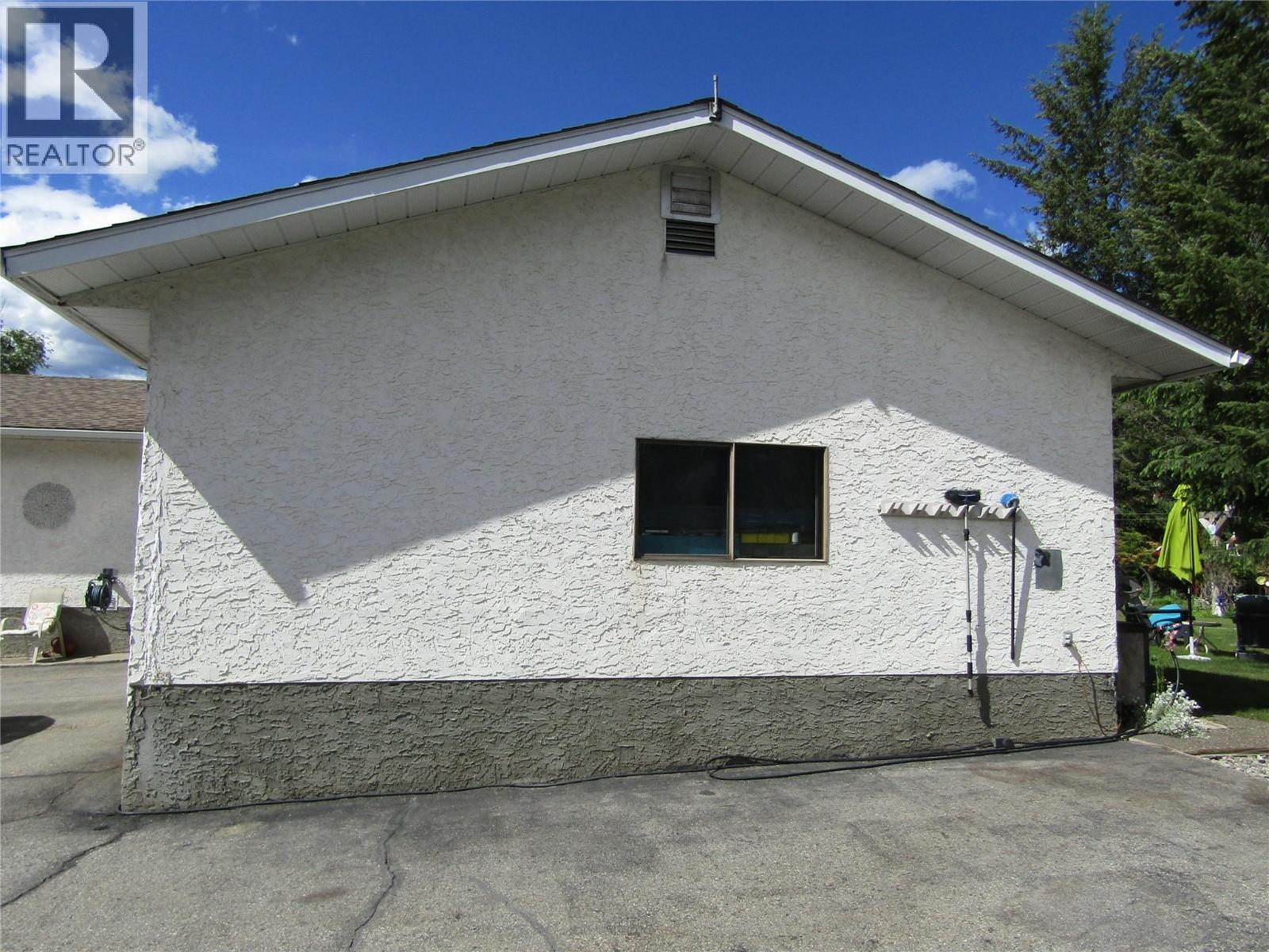 884 Strathmore Avenue, Greenwood, British Columbia  V0H 1J0 - Photo 8 - 10390938