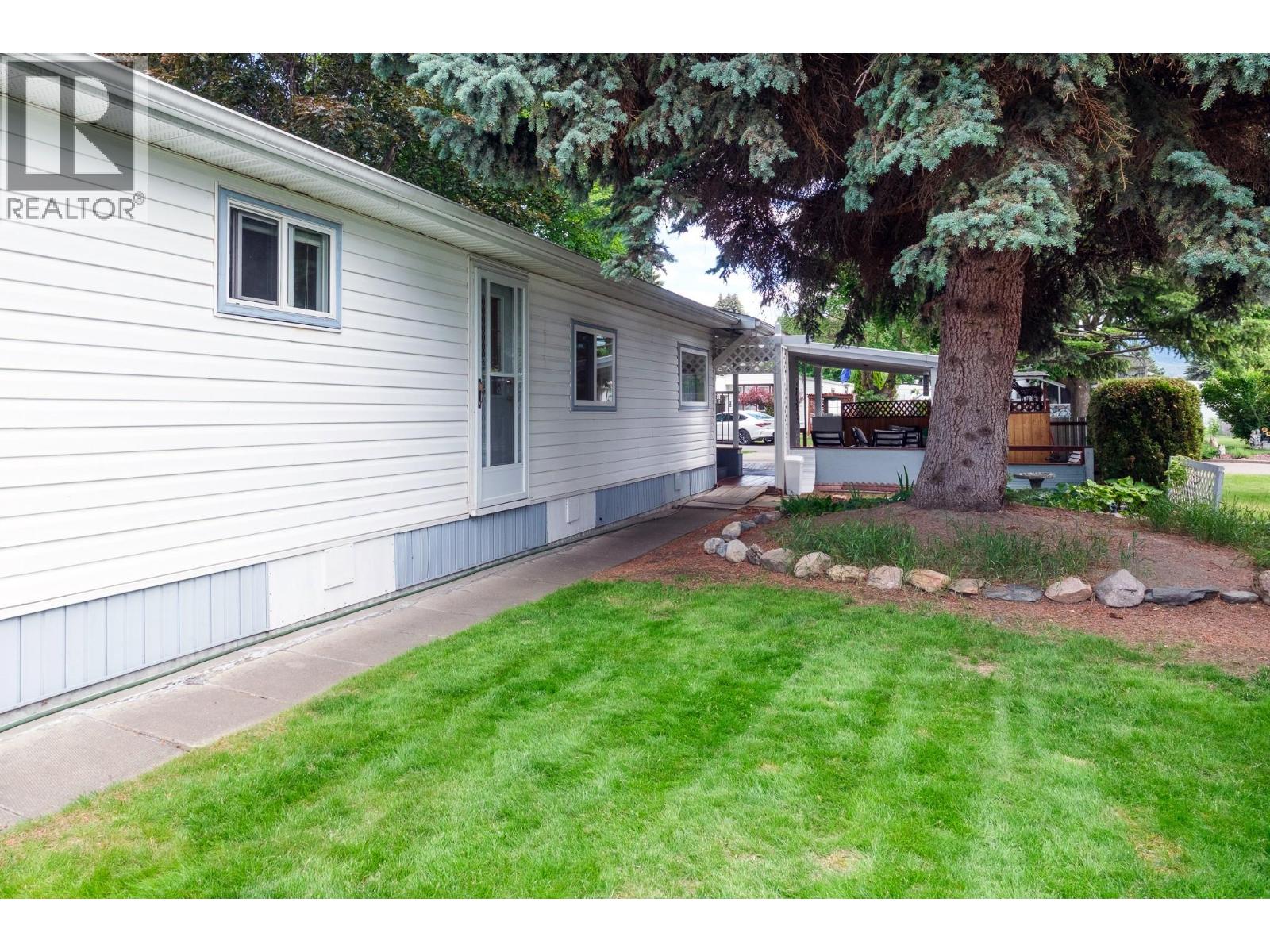 3535 Casorso Road Unit# 96 Lot# 96, Kelowna, British Columbia  V1W 3E1 - Photo 16 - 10390653