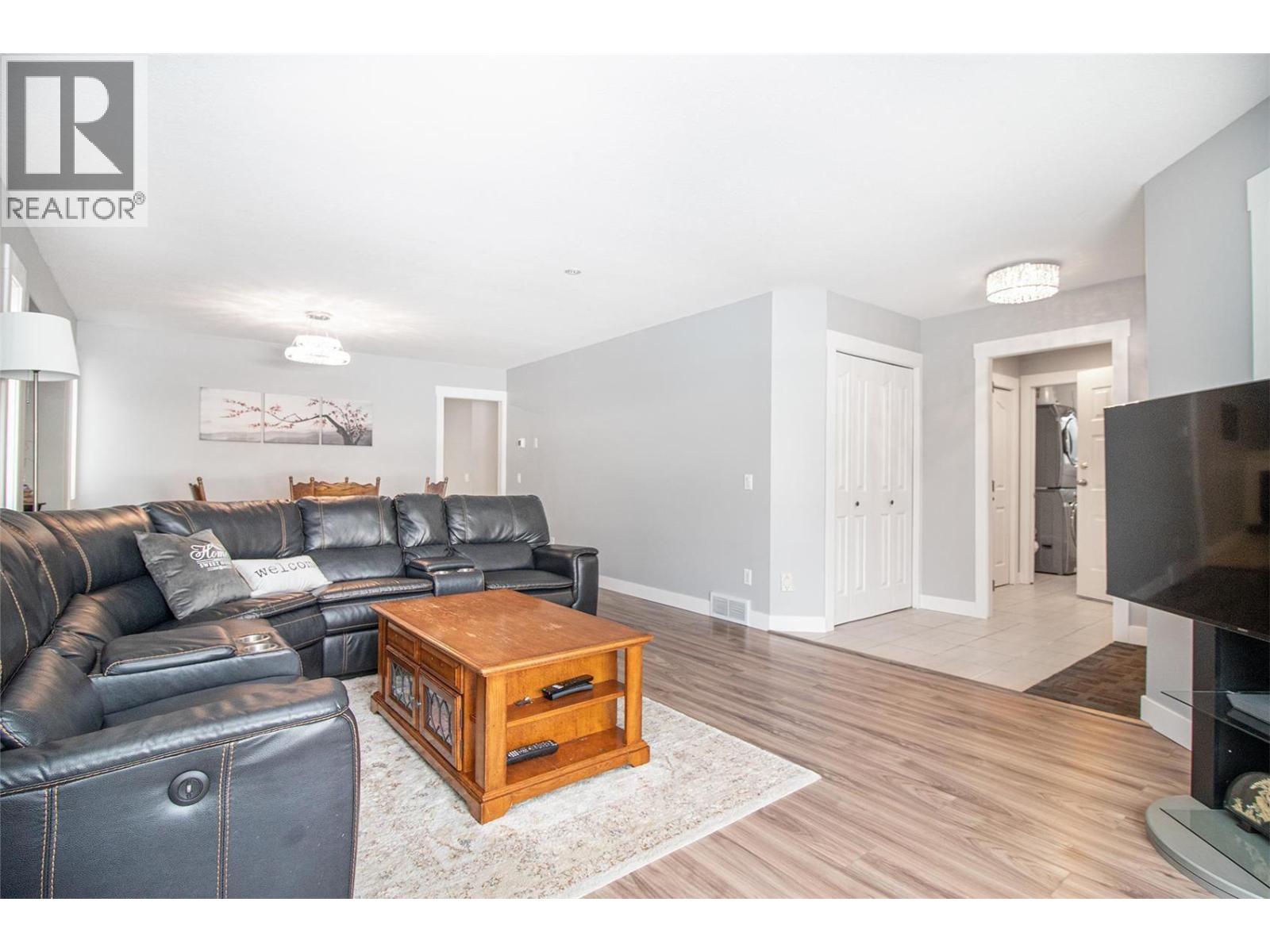 1325 Bothe Road, Kelowna, British Columbia  V1W 3C1 - Photo 2 - 10390414
