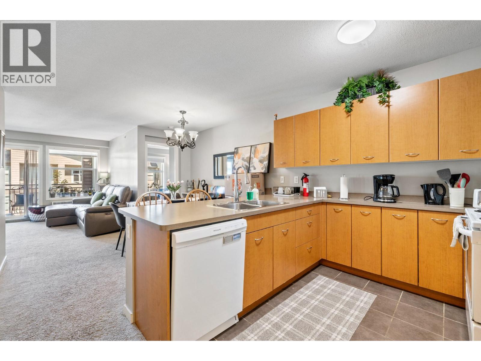 539 Yates Road Unit# 409, Kelowna, British Columbia  V1V 2T8 - Photo 8 - 10390406