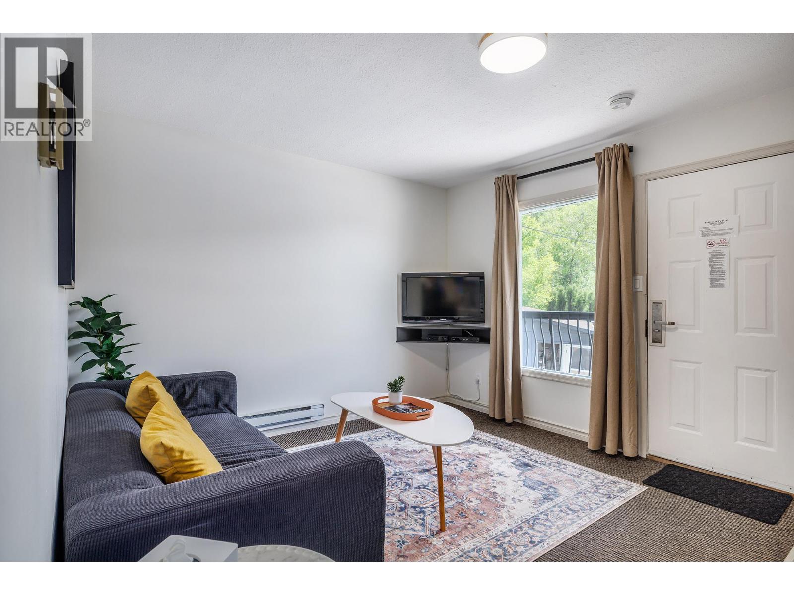 4201 Skaha Lake Road, Penticton, British Columbia  V2A 0K4 - Photo 34 - 10390057
