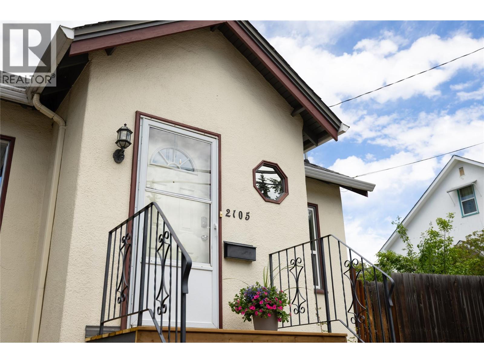 2105 32 Avenue, Vernon, British Columbia  V1T 2K1 - Photo 14 - 10391317