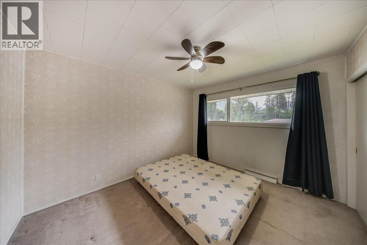 840 Columbia Avenue, Castlegar, British Columbia  V1N 1H2 - Photo 19 - 10391218