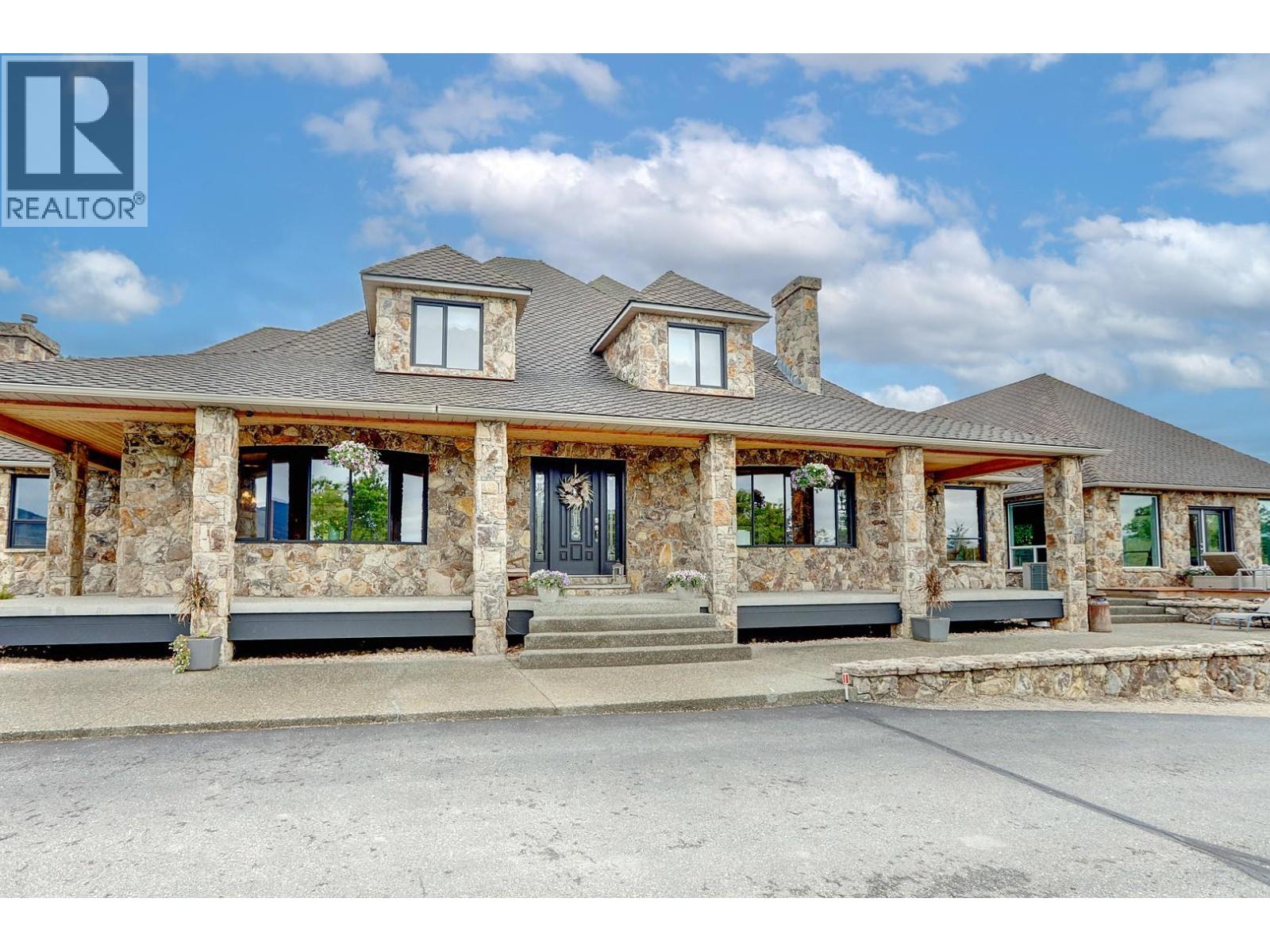 10802 Coldstream Creek Road, Coldstream, British Columbia  V1B 1C9 - Photo 1 - 10391040