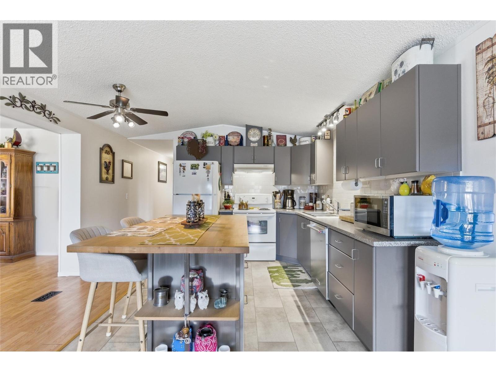 6584 Pinecrest Drive, Cache Creek, British Columbia  V0K 2P0 - Photo 26 - 10391284