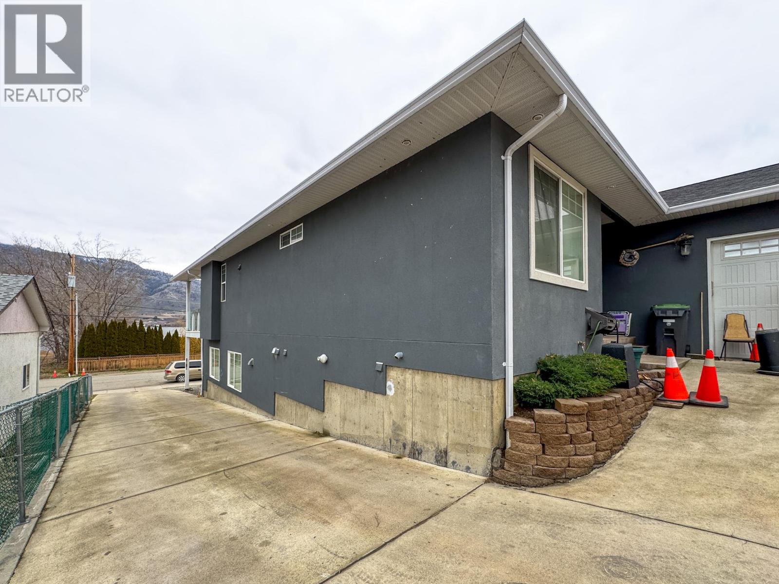 4026 Oleander Drive, Osoyoos, British Columbia  V0H 1V1 - Photo 13 - 10391283