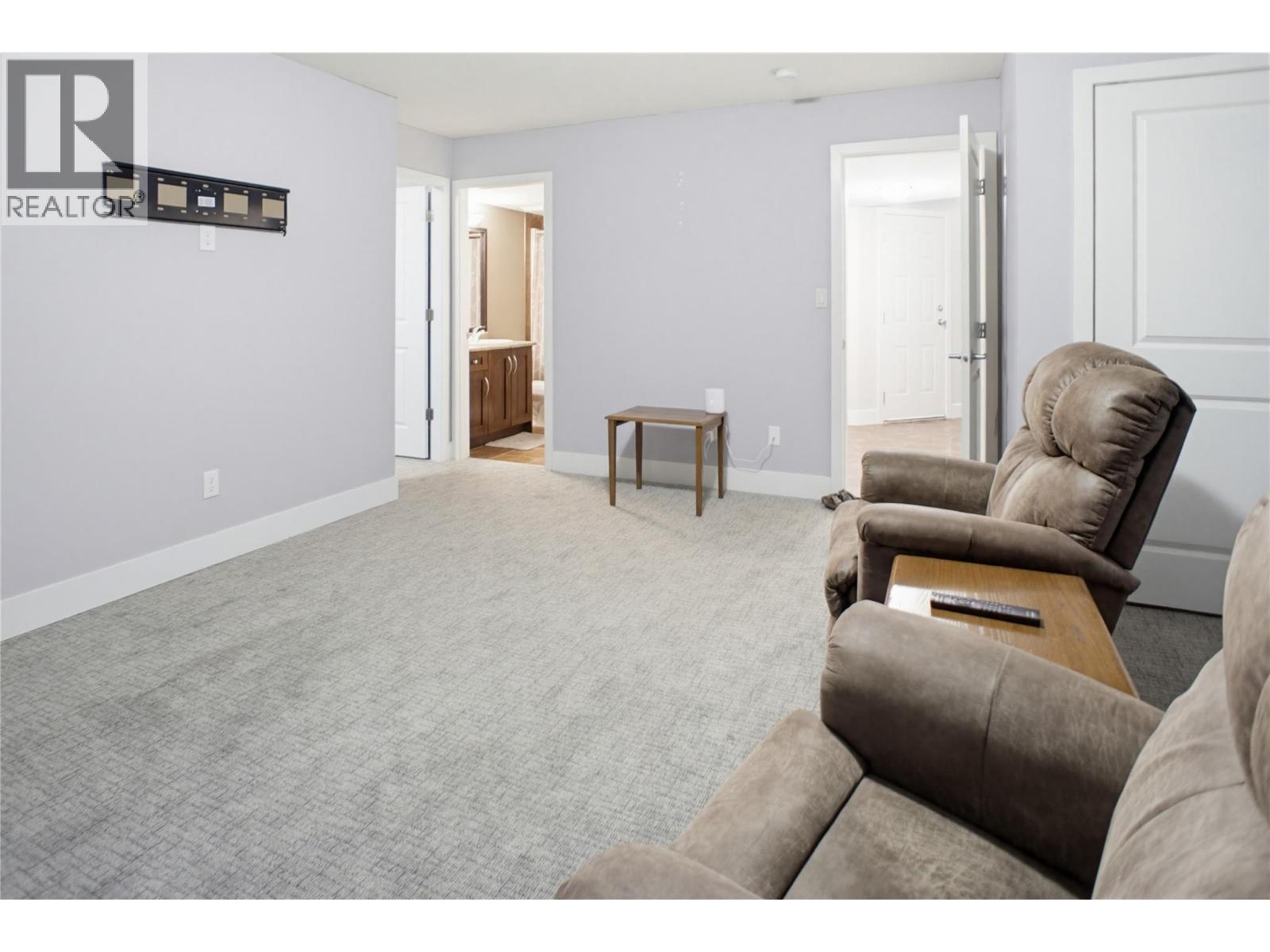 2046 Robson Place Unit# 6, Kamloops, British Columbia  V2E 0A5 - Photo 18 - 10391271