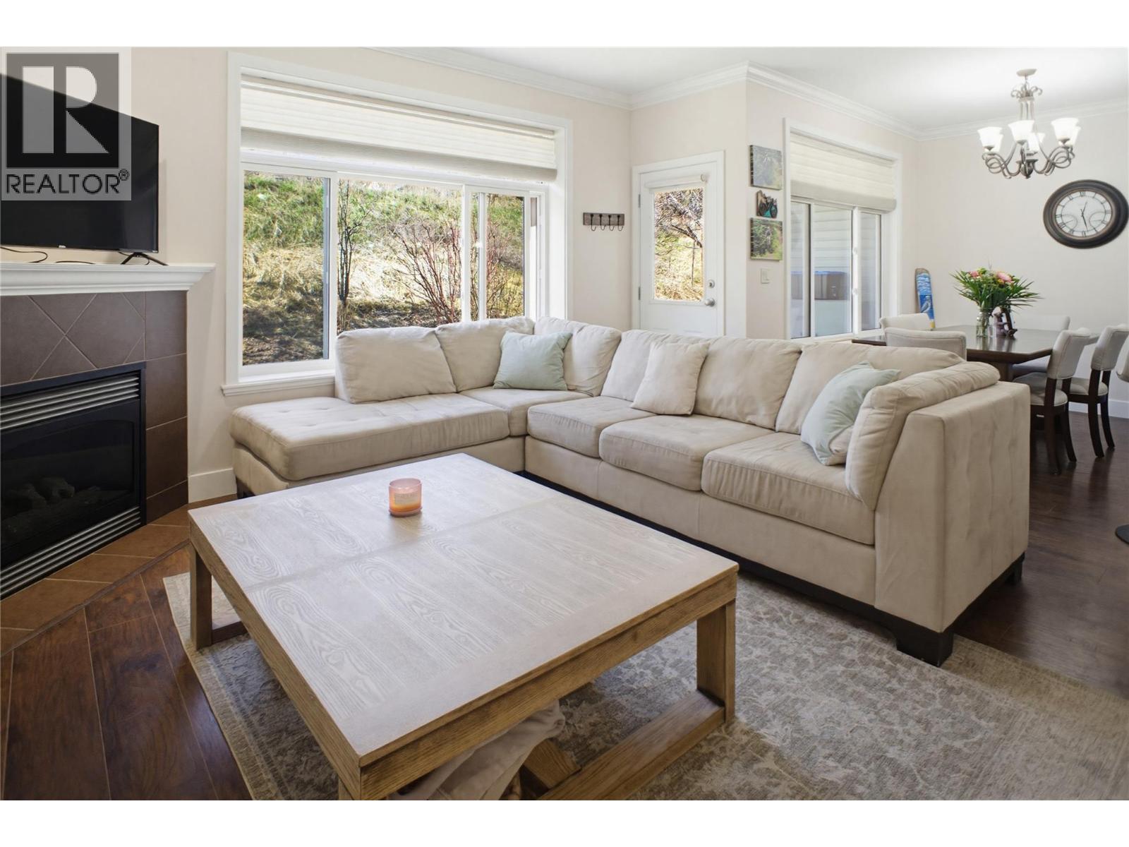 2046 Robson Place Unit# 6, Kamloops, British Columbia  V2E 0A5 - Photo 5 - 10391271