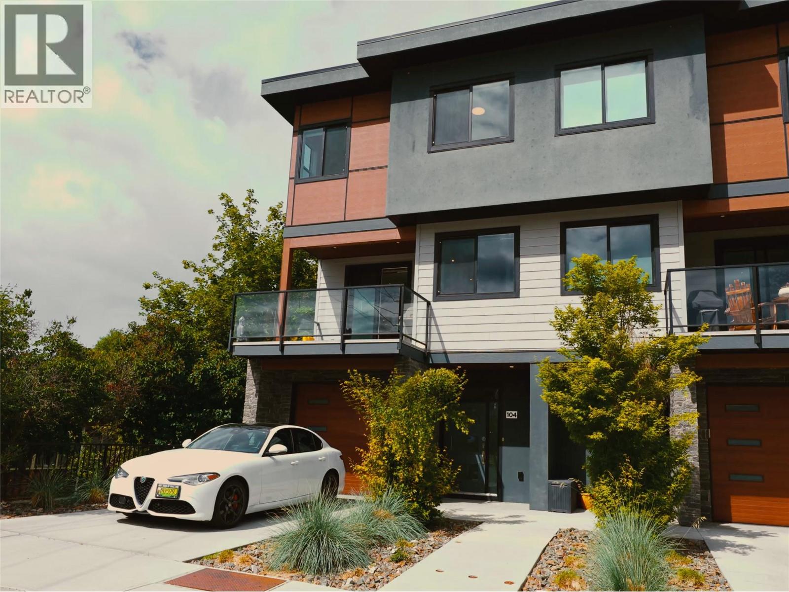 190 VANCOUVER Avenue Unit# 104, penticton, British Columbia