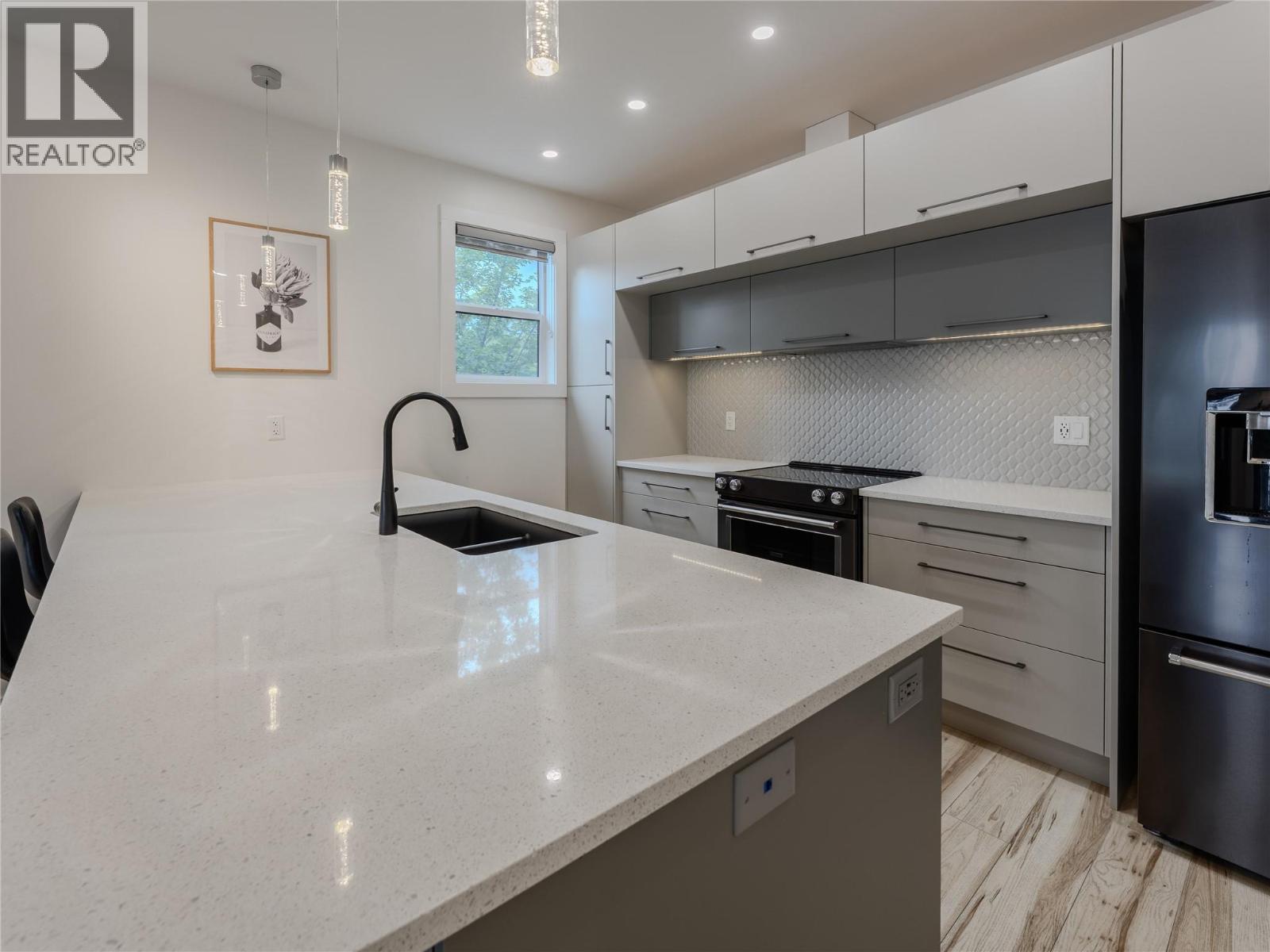 190 Vancouver Avenue Unit# 104, Penticton, British Columbia  V2A 1A2 - Photo 5 - 10390330