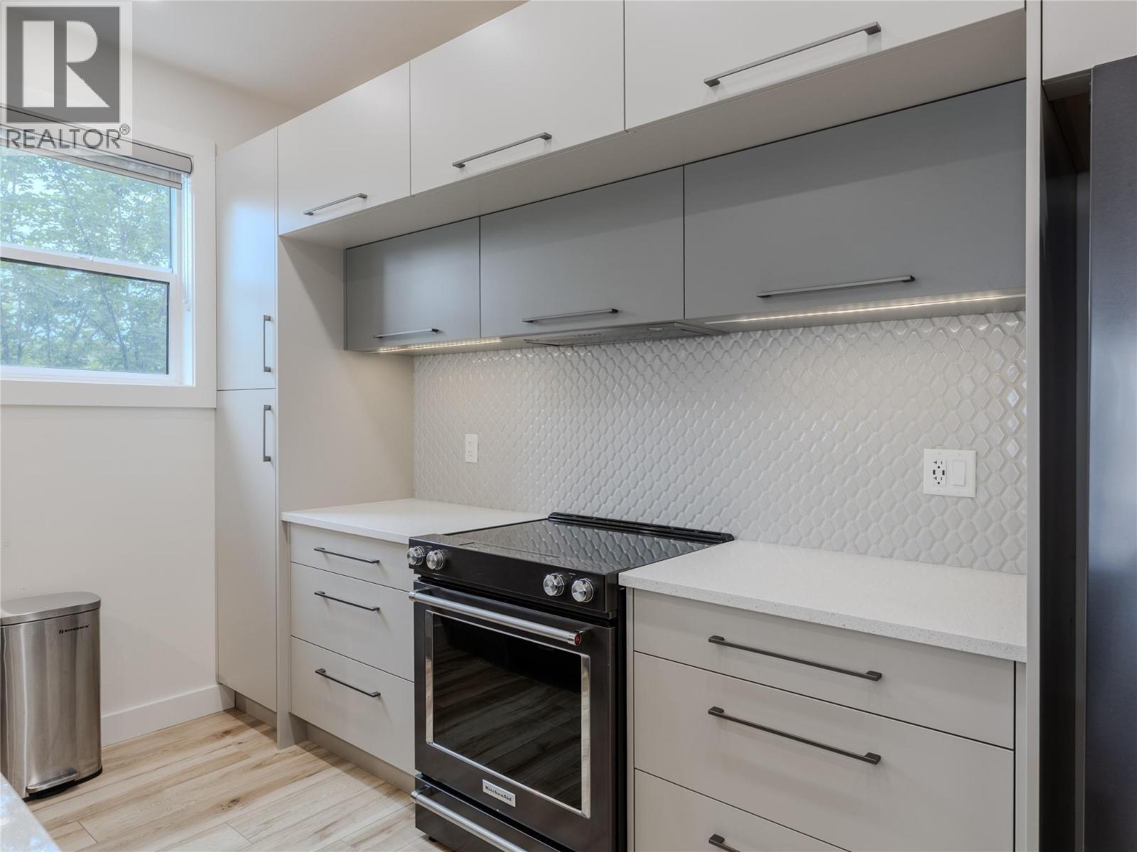 190 Vancouver Avenue Unit# 104, Penticton, British Columbia  V2A 1A2 - Photo 6 - 10390330