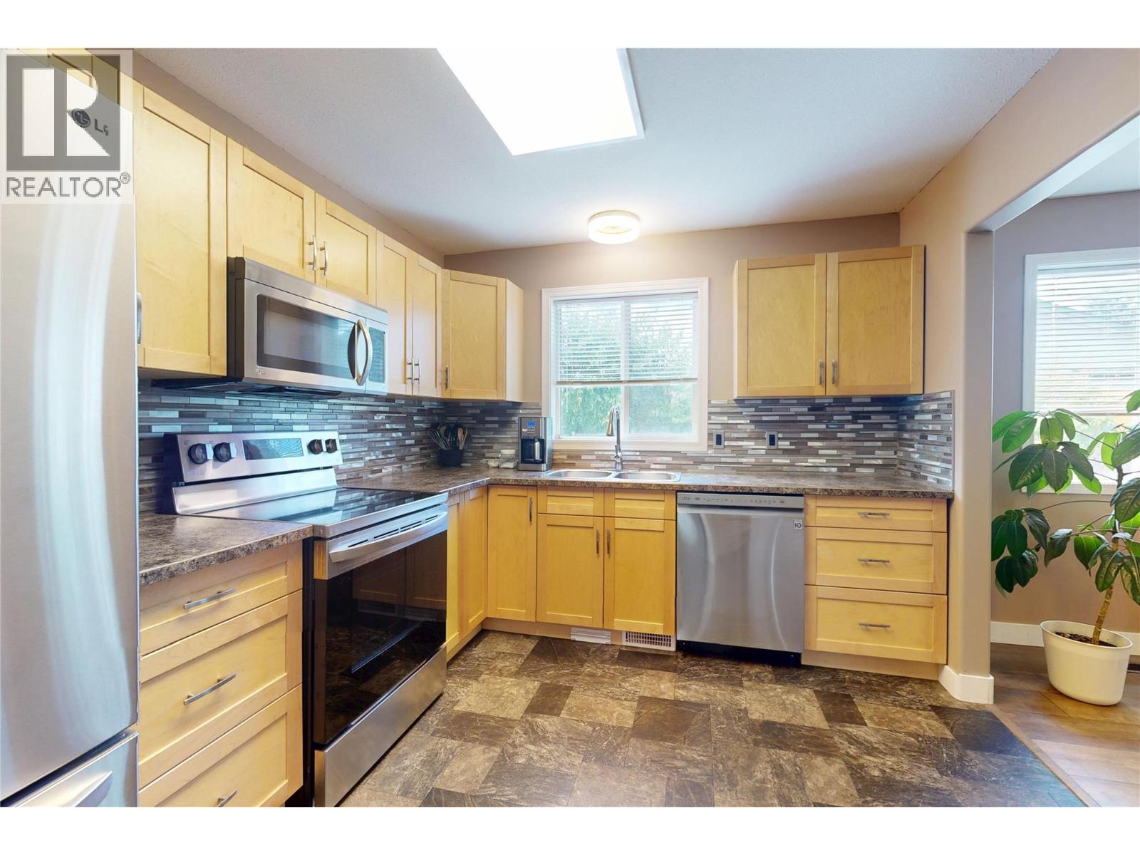 4450 Postill Drive Unit# 33, Kelowna, British Columbia  V1X 7T9 - Photo 14 - 10389258