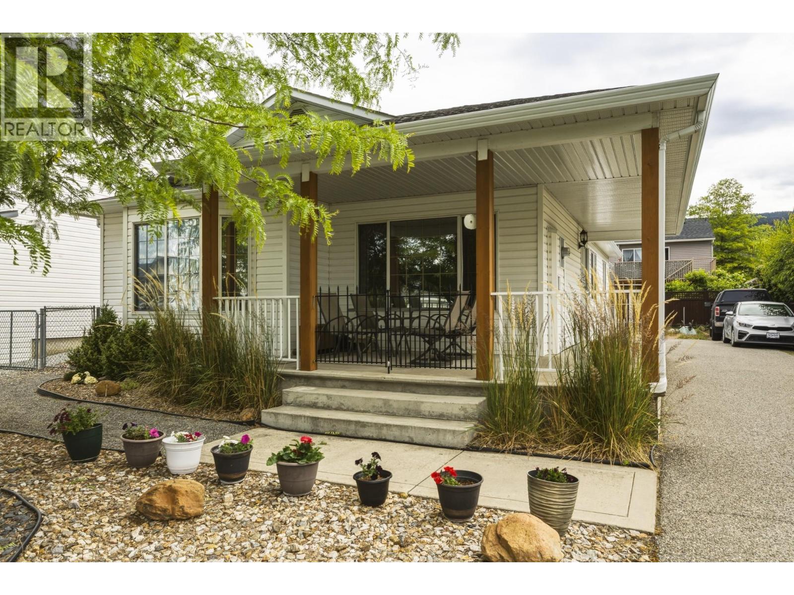 4450 Postill Drive Unit# 33, Kelowna, British Columbia  V1X 7T9 - Photo 3 - 10389258