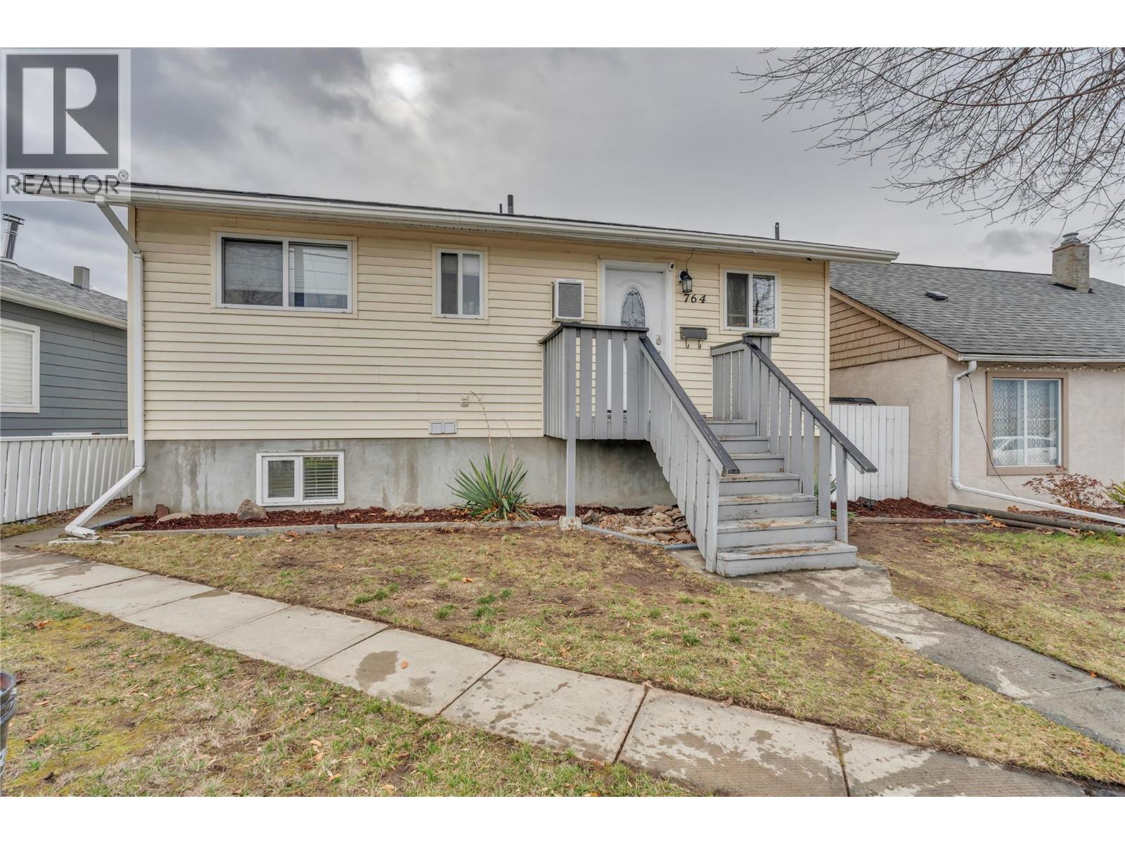 764 Penticton Avenue, Penticton, British Columbia  V2A 2M8 - Photo 4 - 10391329