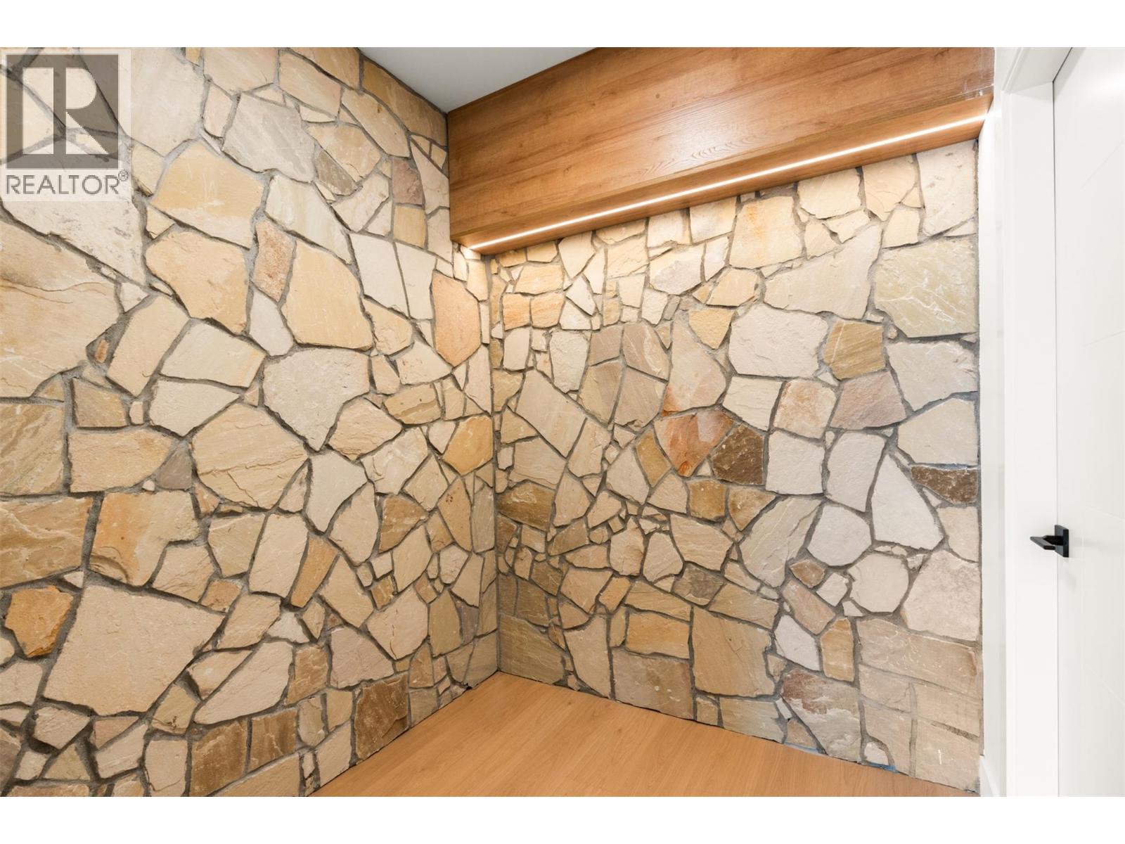 8924 Tavistock Road, Vernon, British Columbia  V1H 2L4 - Photo 38 - 10391309