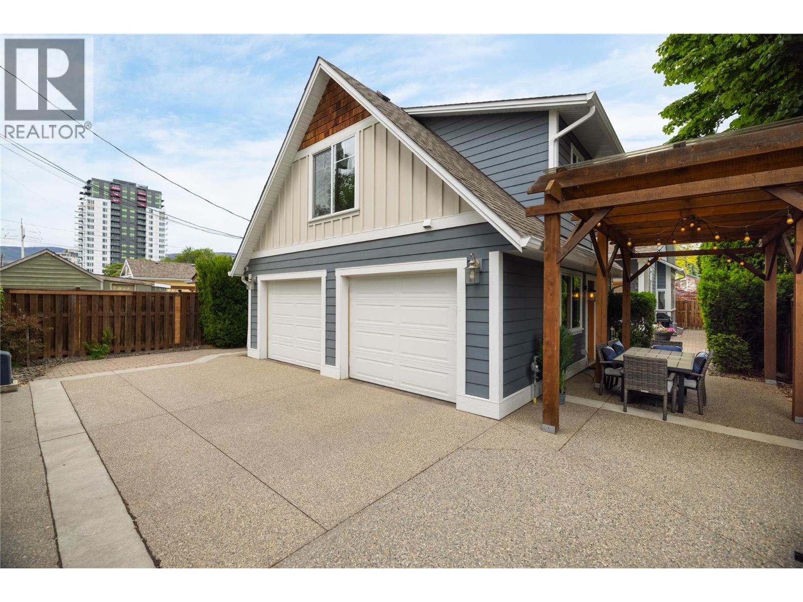 747 & 749 Wilson Avenue, Kelowna, British Columbia  V1Y 6X8 - Photo 46 - 10384357