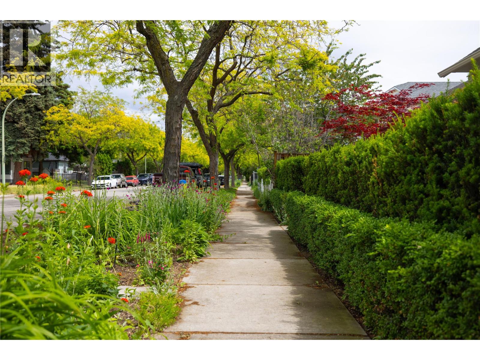 747 & 749 Wilson Avenue, Kelowna, British Columbia  V1Y 6X8 - Photo 69 - 10384357
