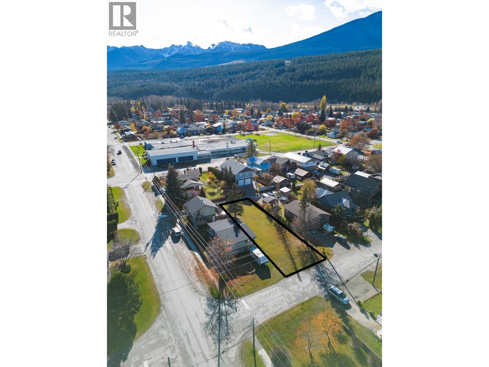 618 8th  S Street, Golden, British Columbia  V0A 1H0 - Photo 10 - 10391288