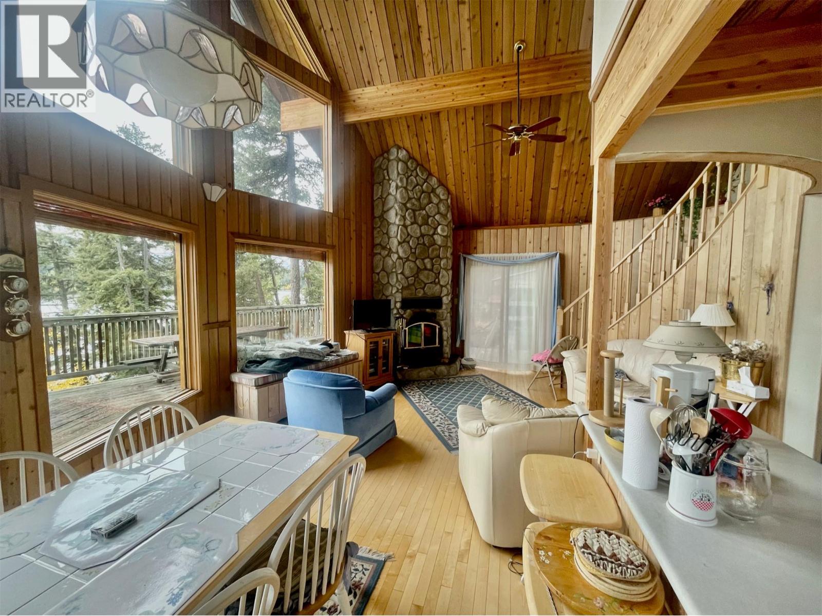 8200 Gun Lake Road W, Gold Bridge, British Columbia  V0K 1P0 - Photo 1 - 10391321
