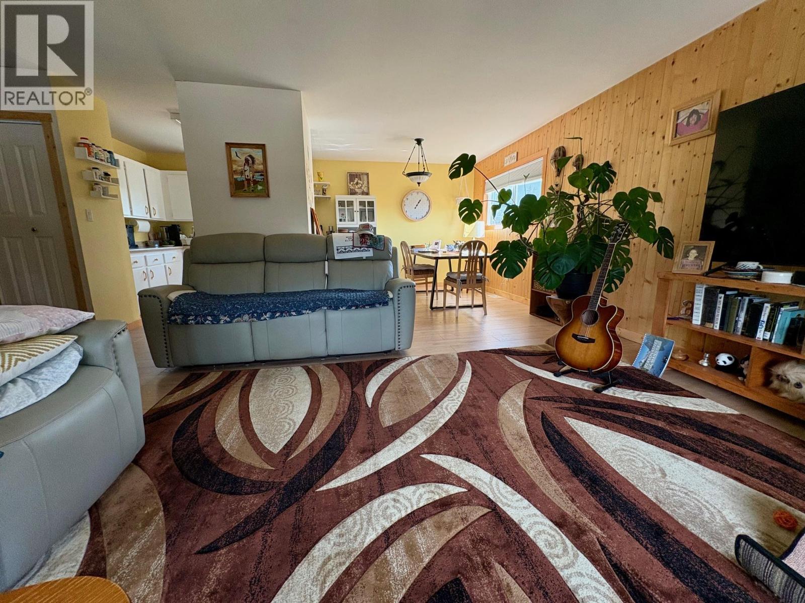 4636 Kivi Crescent Crescent, Barriere, British Columbia  V0e 1E0 - Photo 8 - 10391307