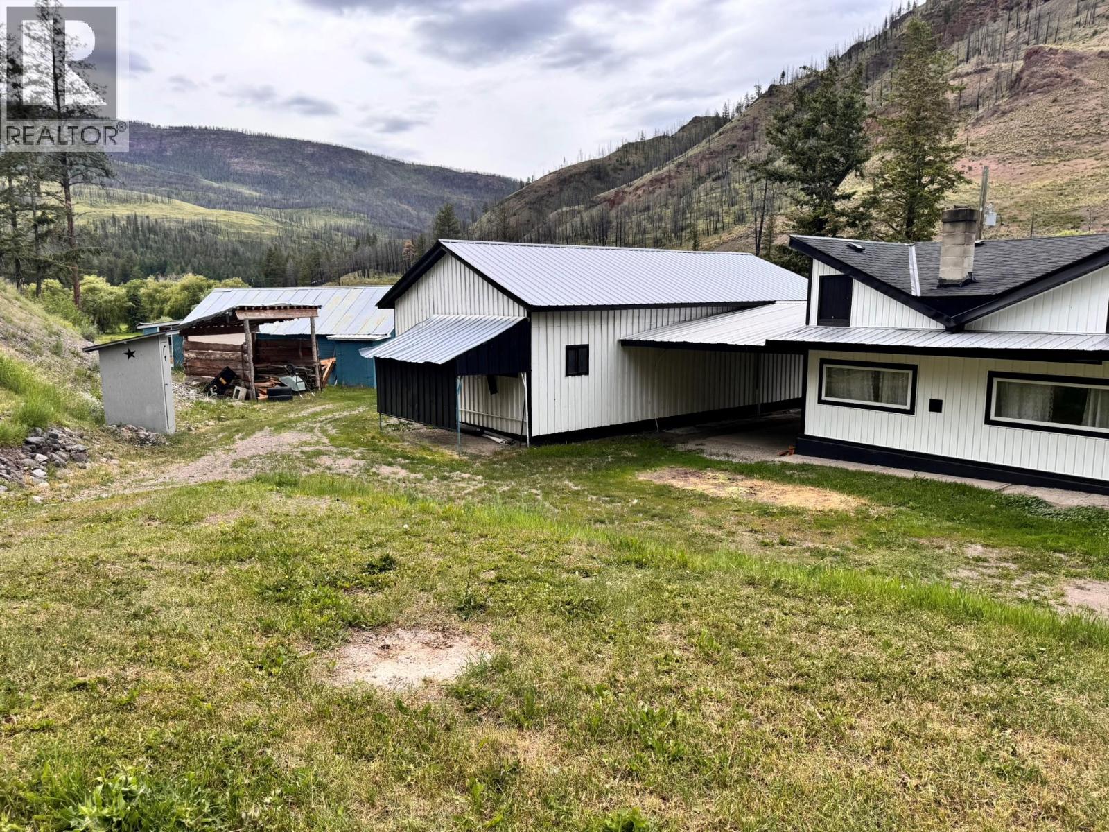 4316 Kamloops Vernon Highway, Westwold, British Columbia  V0E 3B1 - Photo 34 - 10391054