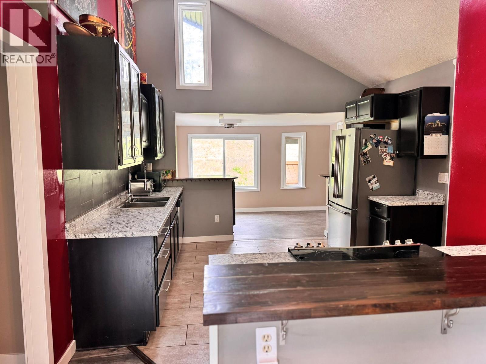4316 Kamloops Vernon Highway, Westwold, British Columbia  V0E 3B1 - Photo 4 - 10391054