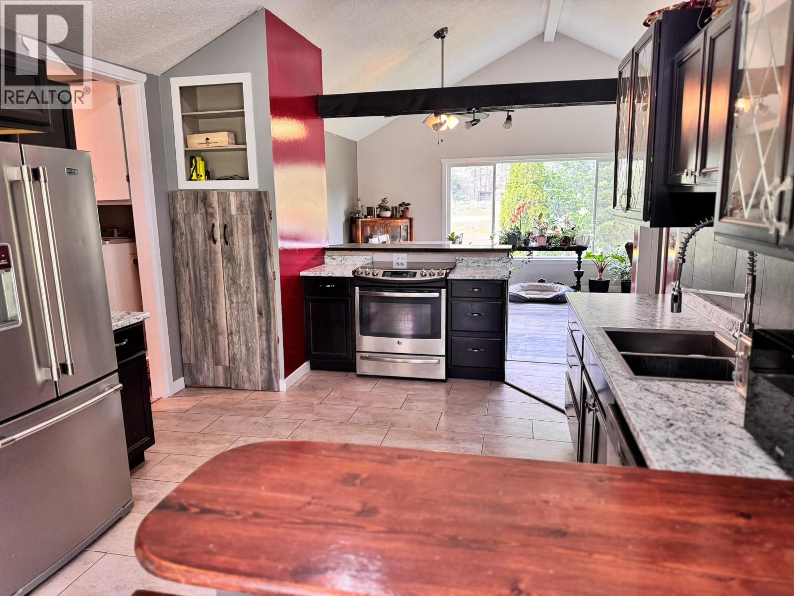 4316 Kamloops Vernon Highway, Westwold, British Columbia  V0E 3B1 - Photo 5 - 10391054