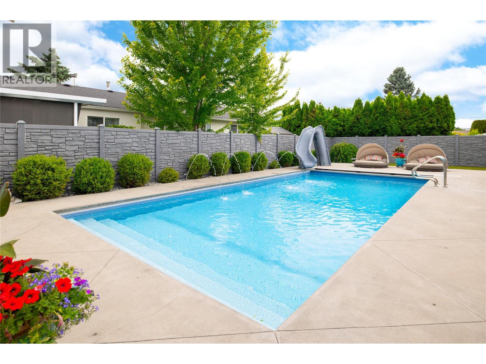3450 Barberry Street, Kelowna, British Columbia  V1W 3V6 - Photo 15 - 10389183
