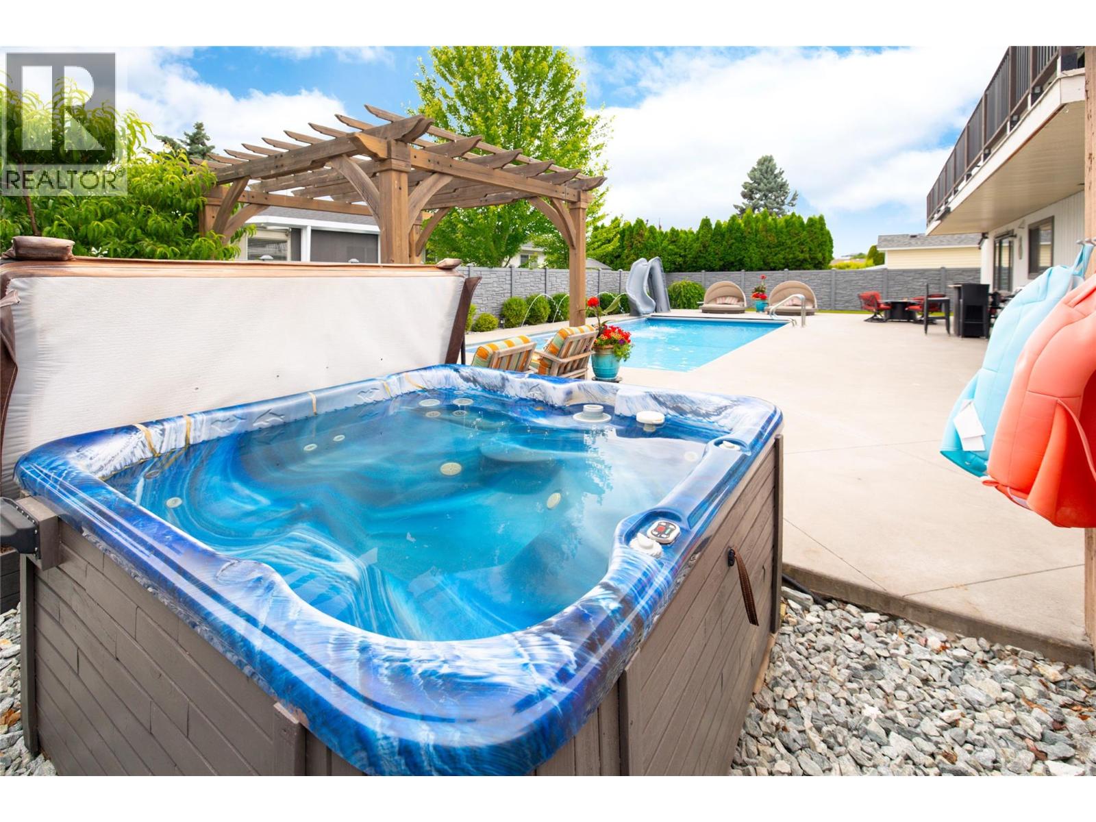 3450 Barberry Street, Kelowna, British Columbia  V1W 3V6 - Photo 17 - 10389183